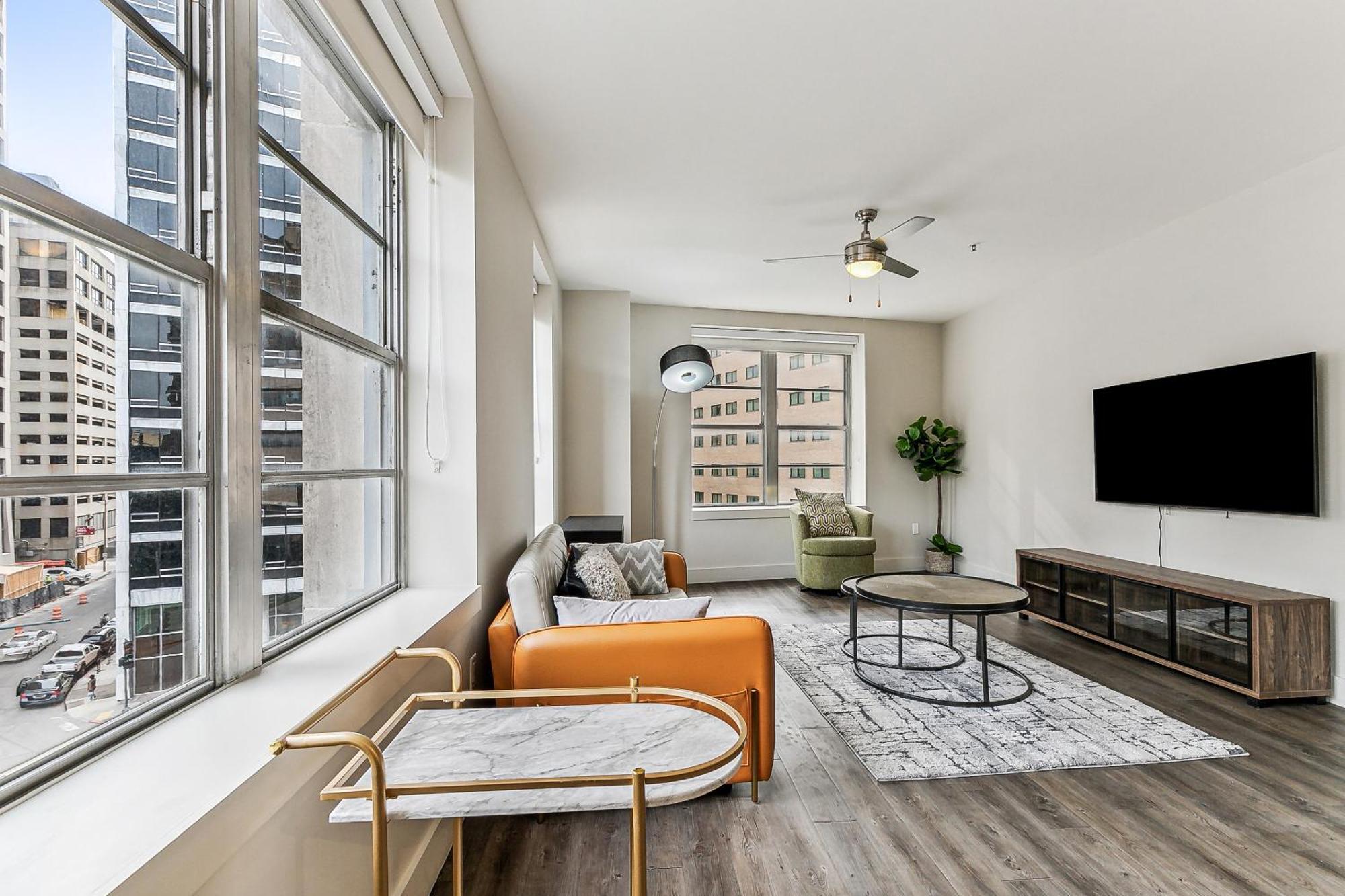 Upscale Condos And Penthouses Close To Canal And Bourbon St ニューオーリンズ エクステリア 写真