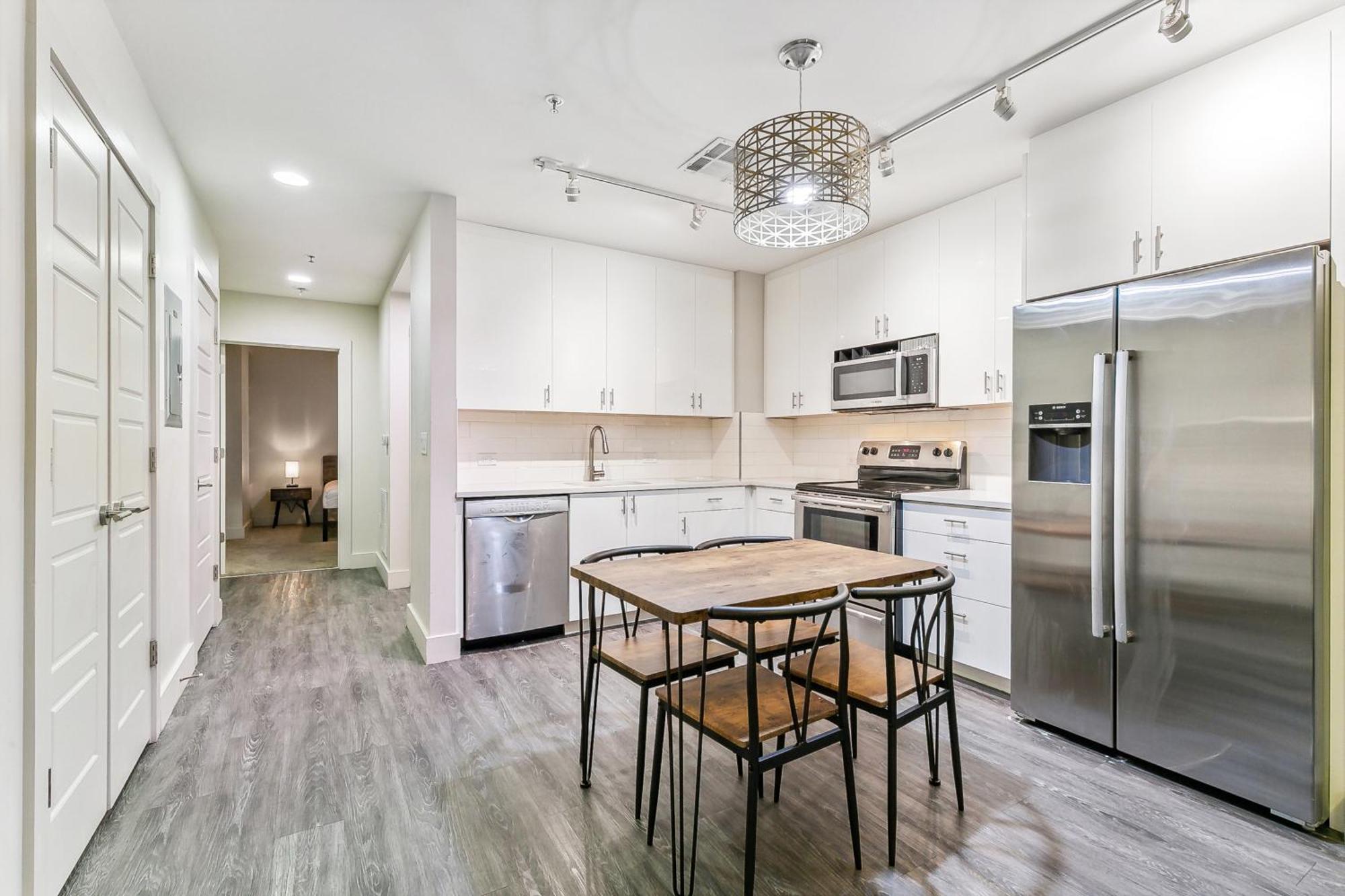 Upscale Condos And Penthouses Close To Canal And Bourbon St ニューオーリンズ エクステリア 写真