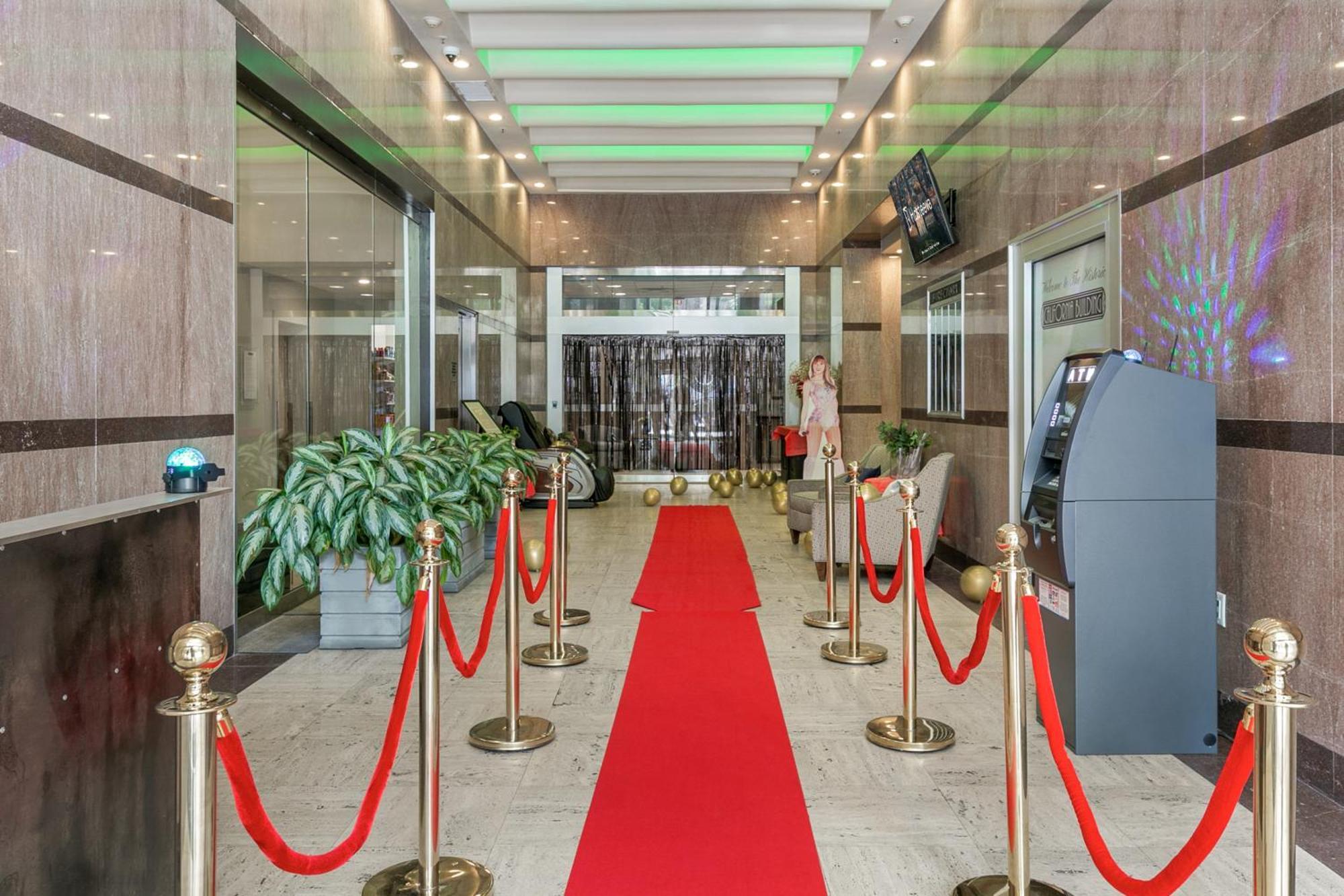 Upscale Condos And Penthouses Close To Canal And Bourbon St ニューオーリンズ エクステリア 写真